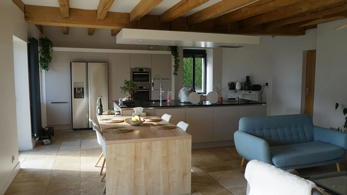 Photo 3