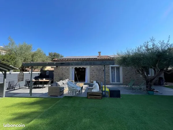 Villa 4 pièces 121 m²