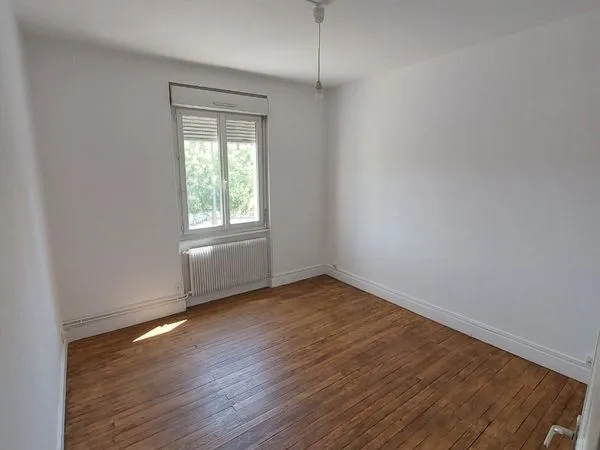 Appartement F2 proche complexe sportif Philippe Marcombe