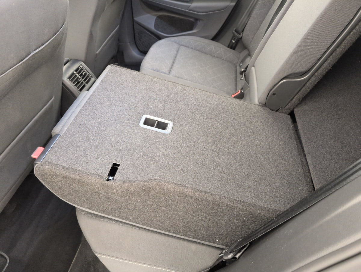 Volkswagen Golf 8 — photo 12