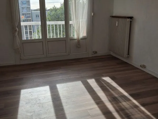 BESANCON F3 a louer
