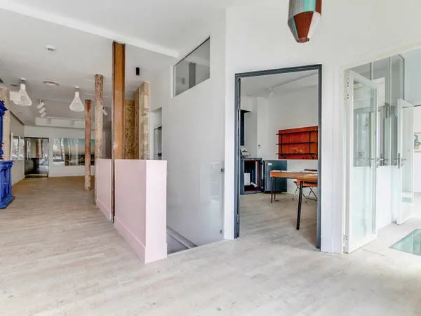Loue bureau semi privé 60m² meublé square Montholon, Paris 9ème