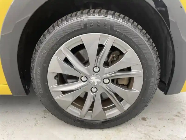 Peugeot 208 electrique 50 kwh 136ch — photo 18