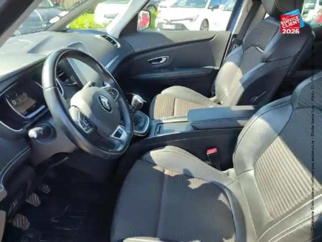 Renault Scenic 1.7 blue dci 150ch intens — photo 15