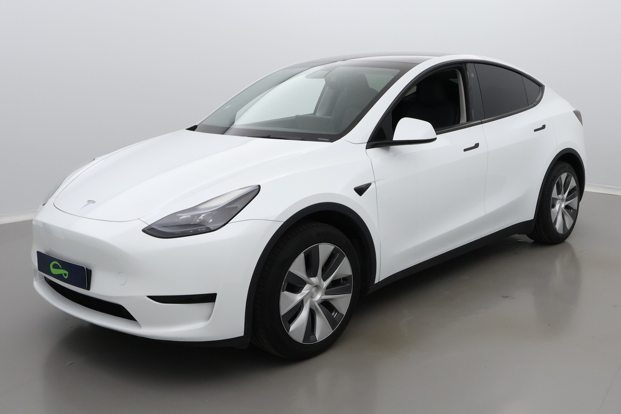 Tesla MODEL Y — photo 1