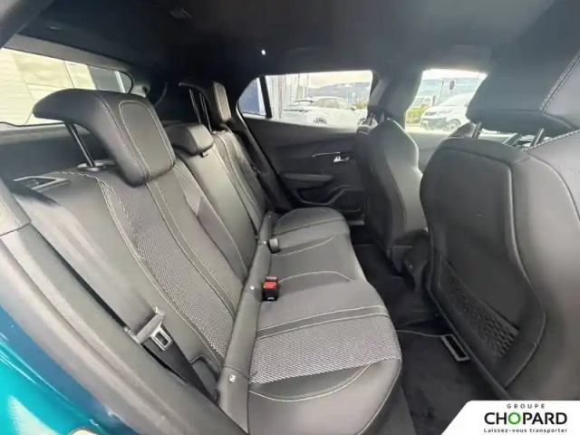 Peugeot 2008 electrique 54 kwh 156 ch — photo 20