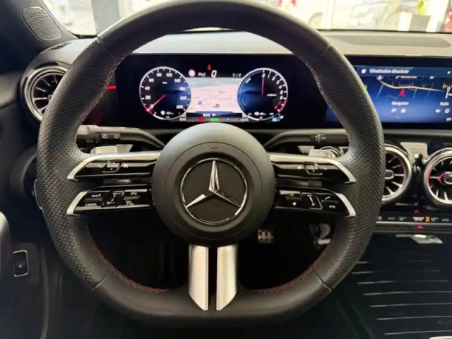 Mercedes Classe A 250 e hybrid eq amg line — photo 15
