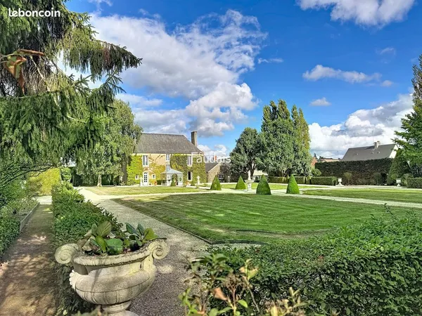 Propriété 8 pièces 150 m²