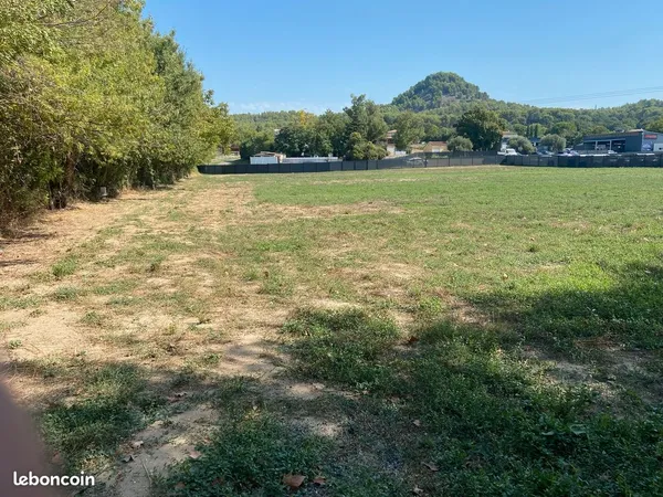 Terrain 6000m2