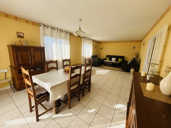 PROCHE MONTBELIARD MAISON PLAiN PIED AVEC SOUS SOL 100 M2