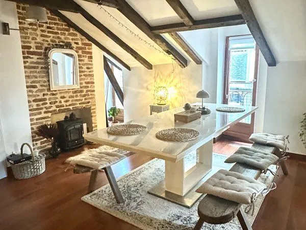 Appartement à louer - coeur de ville d'aurillac (Carmes)