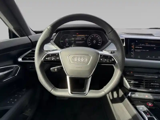 Audi E-Tron gt 476 ch quattro — photo 11