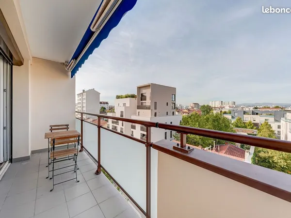 Appartement 4 pièces 82 m²