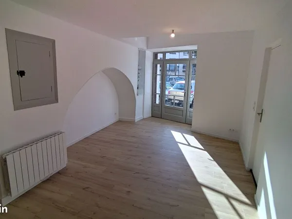 Location F2 St Amant Tallende