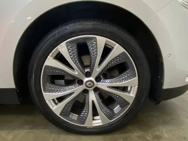 Renault Scenic dci 160 energy edc — photo 3