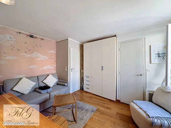 Studio 1 pièce 19 m²