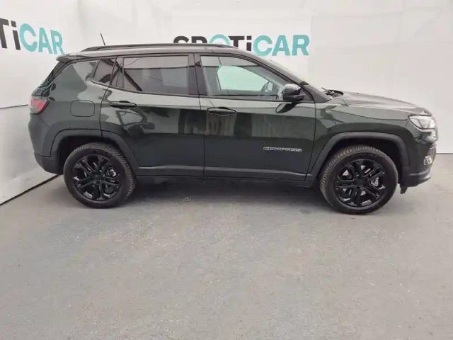 Jeep Compass 1.3 phev t4 240 ch 4xe eawd — photo 71