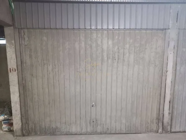 Parking 14 m²