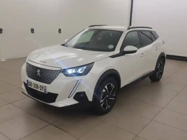 Peugeot 2008 electrique 136 ch — photo 30