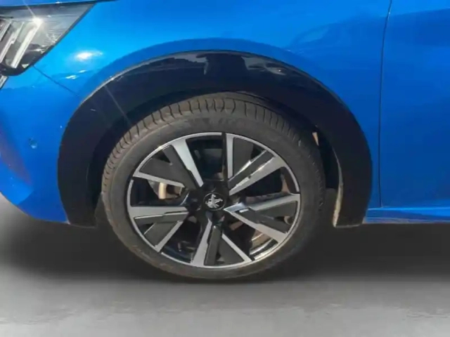 Peugeot 208 1.2 puretech 100ch s&amp;s gt 118g — photo 10