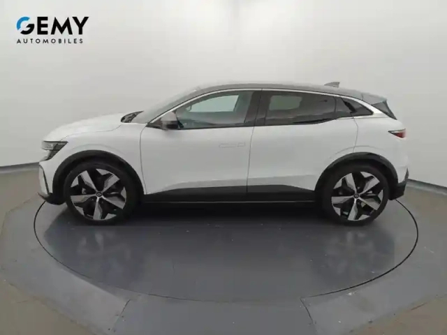 Renault Megane e-tech ev60 220 ch super charge — photo 34
