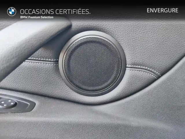 Bmw X1 sdrive18ia 140ch xline dkg7 — photo 7