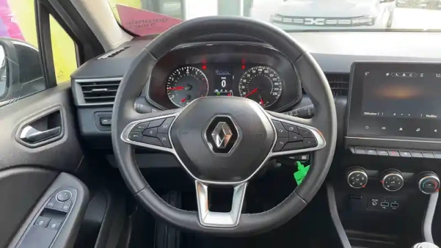 Renault Clio tce 90 — photo 44