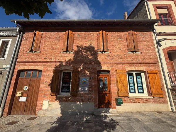 Maison 5 pièces 220 m²