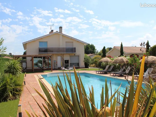 Maison familiale 240m², 9 pièces, 6 chambres