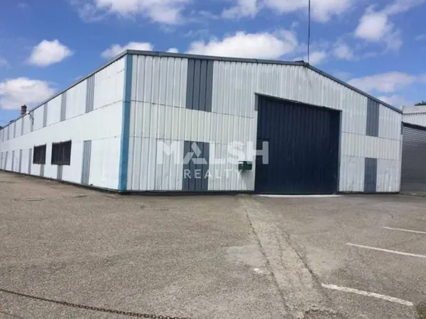 Local d'activité 1000 m²
