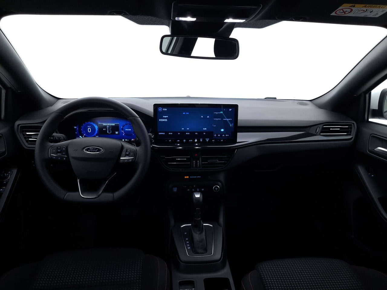 Ford Focus — photo 10