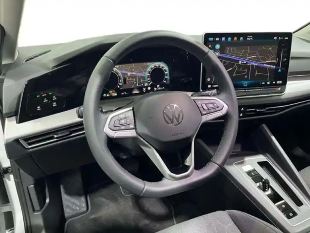 Volkswagen Golf 1.5 ehybrid 204 dsg6 vw edition — photo 9