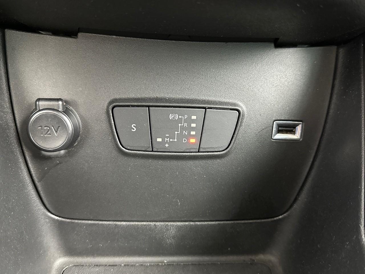 Citroën C3 Aircross puretech 130 s&s eat6 shine — photo 27