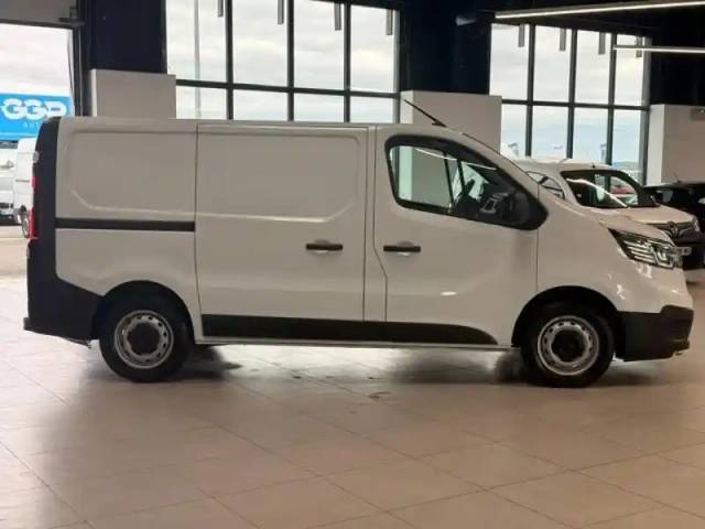Renault Trafic fg l1h1 3t 2.0 blue dci 130ch confort e6e (17900?ht) — photo 4