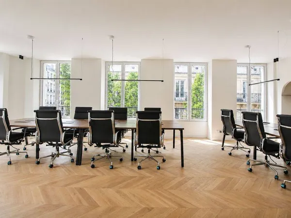 Bureaux 100 m²