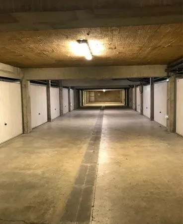 Garage / Box