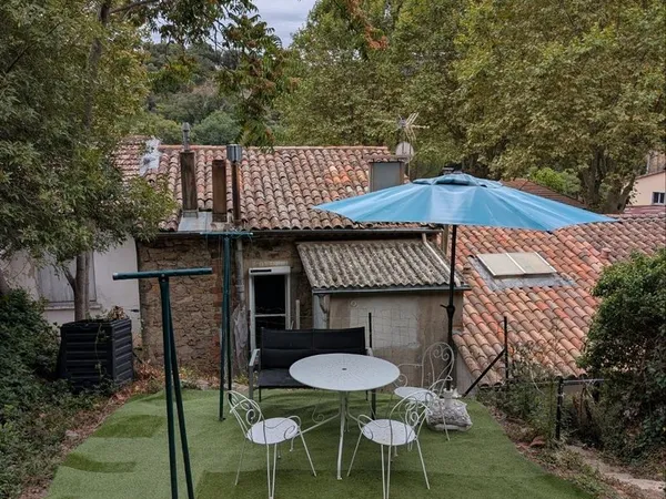 Petit T2 avec jardin