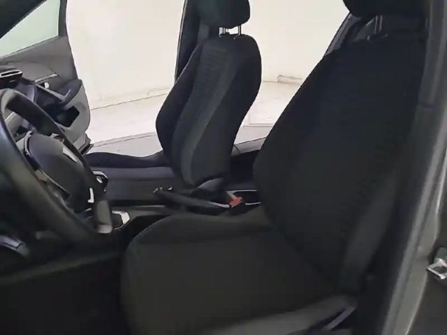 Peugeot 2008 puretech 100 s&amp;s bvm6 — photo 14