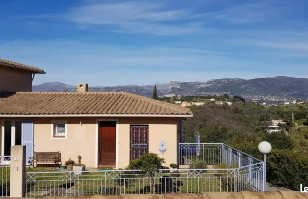 VILLA 3 Pièces à NICE