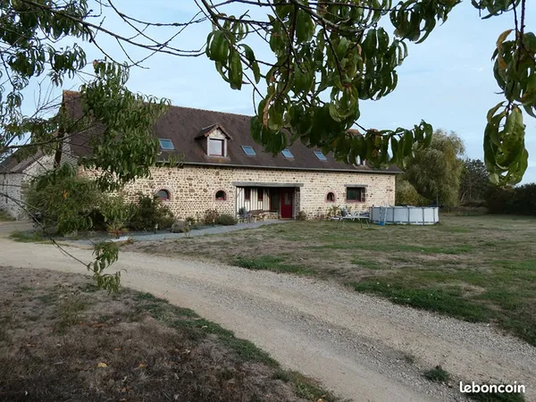 Propriété 8 pièces 238 m²