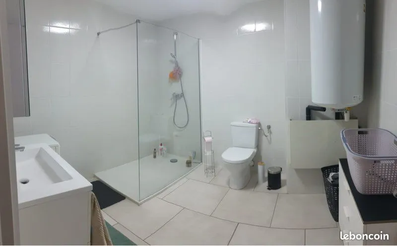 Photo 3