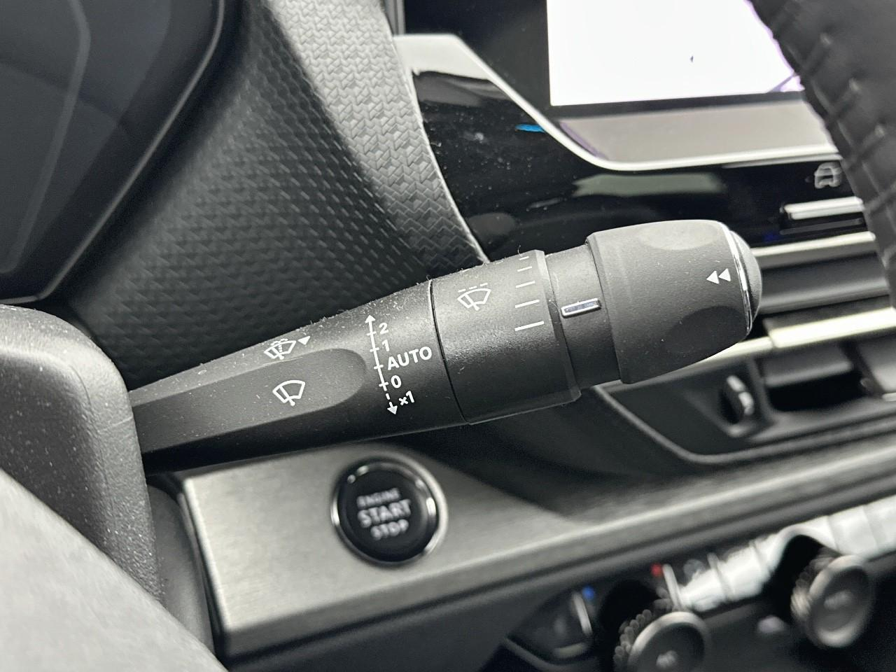 Citroën C5 X hybride rechargeable 225 s&s e-eat8 feel pack — photo 18