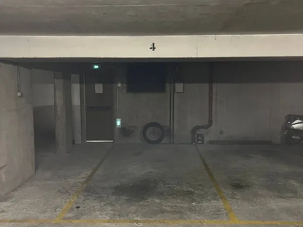 Parking 11 m²