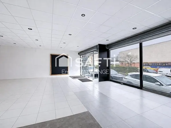 Bureaux 4 pièces 244 m²