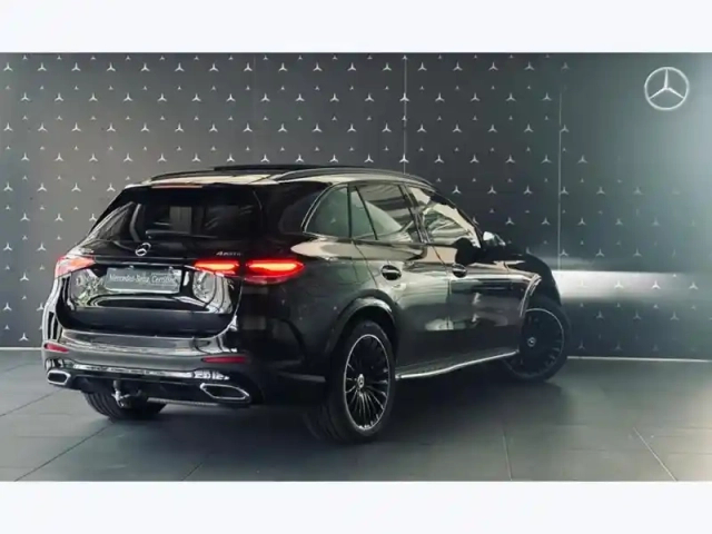 Mercedes Glc 300 e  hybrid eq 4matic am — photo 36