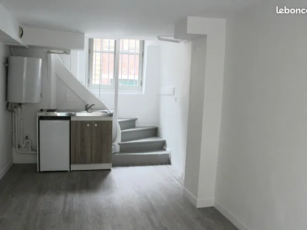 Rouen location studio 27 m2 centre ville près de la gare