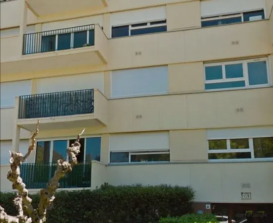 T1 lumineux à Montpellier Hôpitaux Facultés