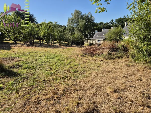 Terrain constructible 807 m²