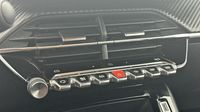 Peugeot 2008 1.2 PureTech 100ch S&S Active — photo 15