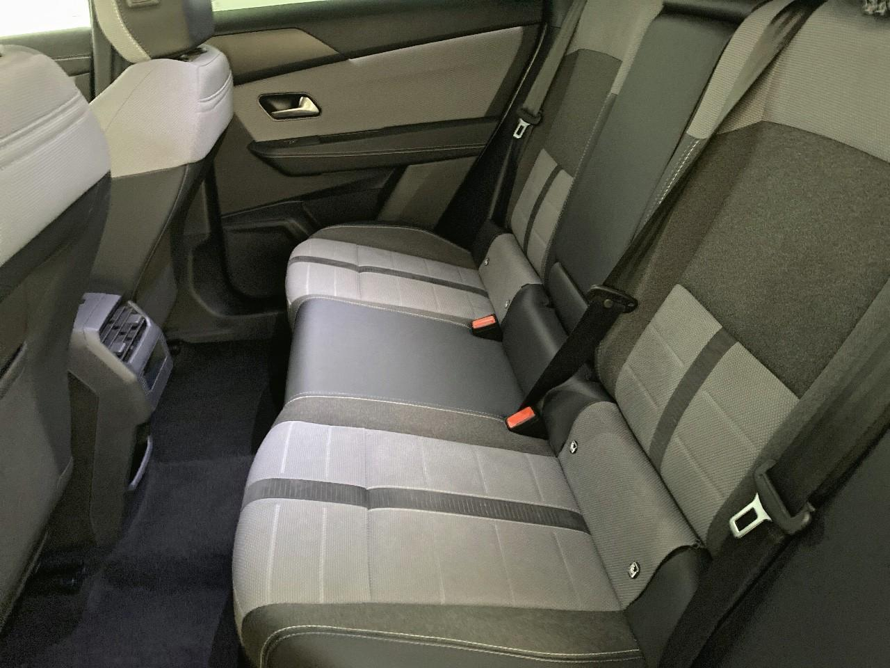 Opel Grandland 1.2 turbo hybrid 136 ch e-dct6 gs — photo 10